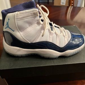 AIR JORDAN 11 RETRO BG